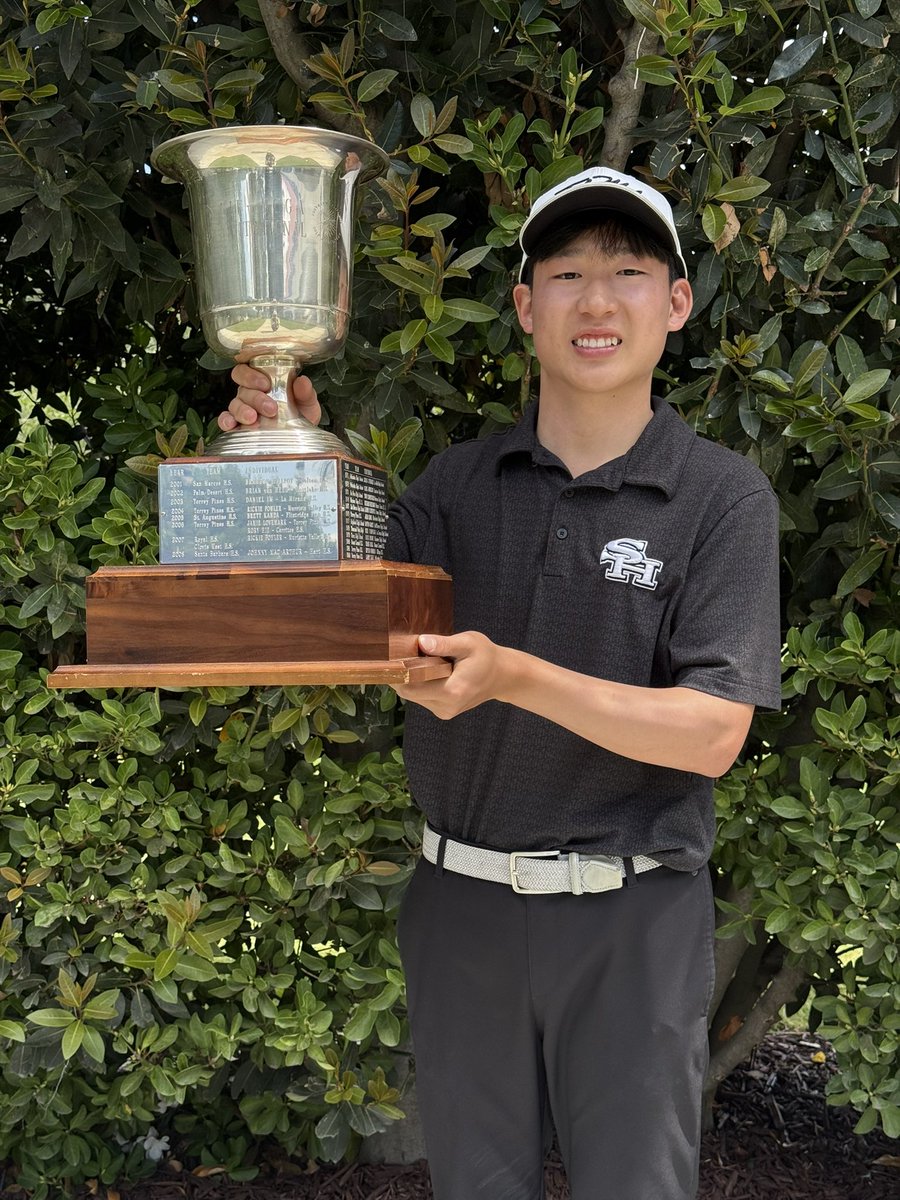 SHBoysGolf's tweet photo. Sunny Hills Boys Golf (-13) = 2026 CIF-SCGA Southern Regional Champs 🏆. Cole Kim (-9) wins the individual title 🥇. On to State! @sunnyhillshs @SunnyHillsAD @AccoladeSports @ocvarsity @ocvarsityguy @thescga @fjuhsd @CIFSS @CIFState https://t.co/VTlG3n0ePD