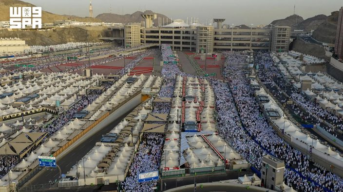 SamiAlJaber's tweet photo. نج��ح موسم الحج لا يُقاس فقط بانسيابية التنظيم، بل بحجم الجهد العظيم الذي تقف خلفه دولة سخّرت كل إمكاناتها لخدمة ضيوف الرحمن.

شكرًا لقيادتنا التي جعلت الإنسان أولًا، وشكرًا لوزارة الداخلية، ووزارة الحج والعمرة، ووزارة الصحة، ووزارة النقل والخدمات اللوجستية، وكل القطاعات الأمنية والخدمية والتطوعية التي عملت بتفانٍ وإخلاص.

مشهد يبعث على الفخر، وي��كد أن خدمة الحرمين الشريفين شرف عظيم تحمله المملكة بمسؤولية واقتدار.

حج مبرور، وسعي مشكور🙏🏼