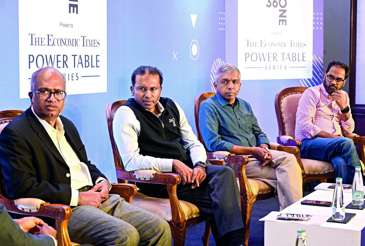 The Economic Times Front Row tweet media