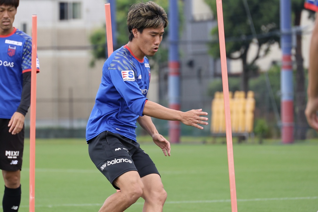 fctokyoofficial's tweet photo. 🔵TRAINING PHOTOS🔴
『+1 GOAL』

プレーオフラウンドも全員で勝つためのチャレンジ🔵🔴
ともに戦いましょう🔥
 
#遠藤渓太 #橋本健人 #小柏剛 #俵積田晃太
#fctokyo #tokyo https://t.co/X4JQekNlO5