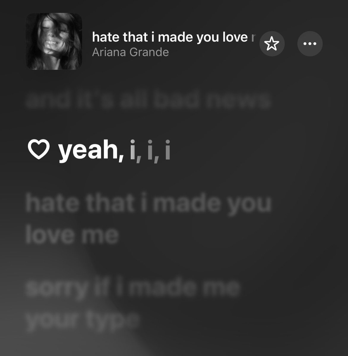 spinwithjackson's tweet photo. Ariana put a heart in the lyrics??? I didn’t know you could do that ♡ https://t.co/JvqUmrzbzW