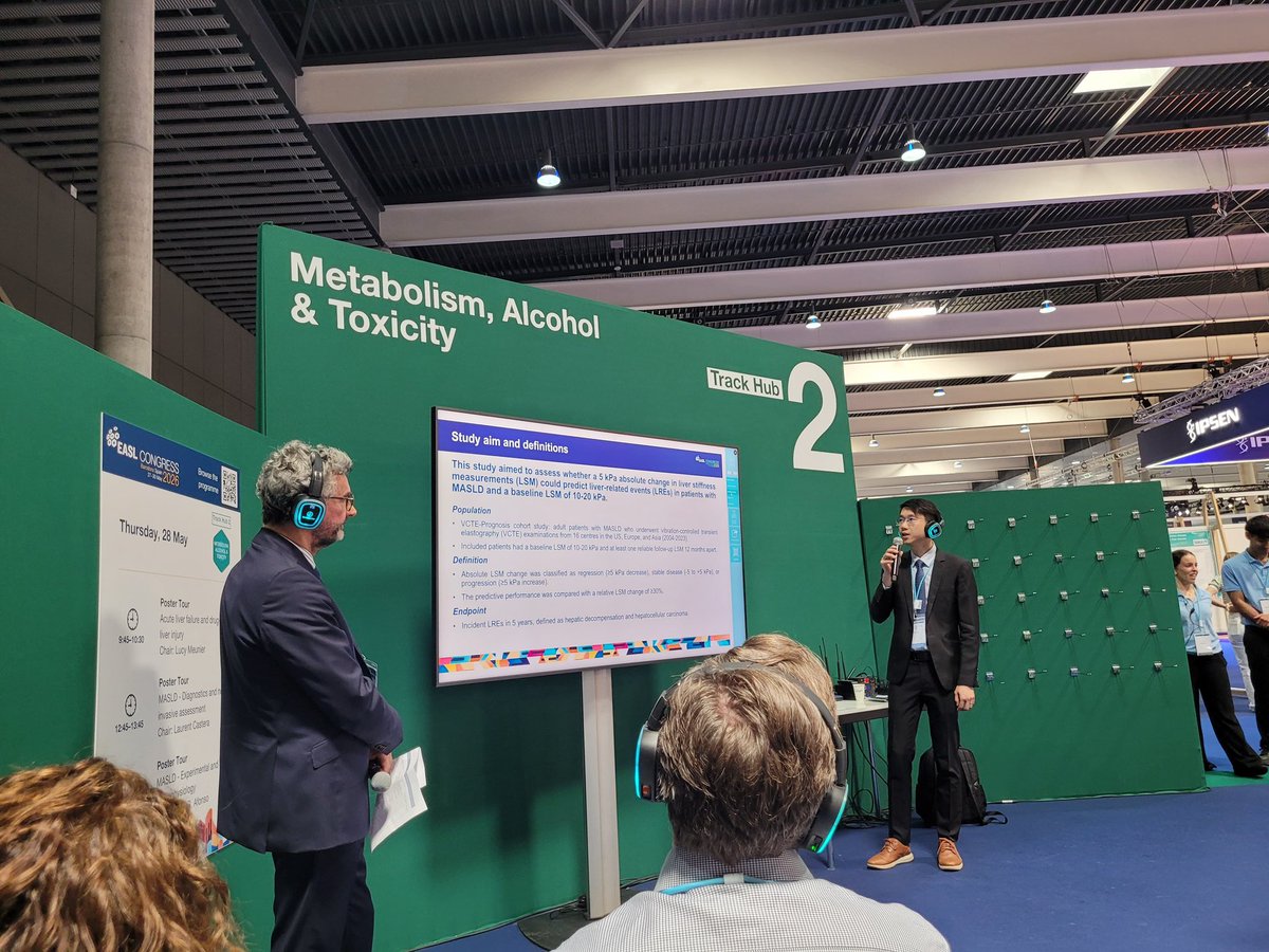 TerryYip12's tweet photo. Thank you Prof Laurent Castera for chairing the poster tour. Great to present the abstract on #VCTE #LSM absolute change and risk of #MALOs. @EASLnews #EASL2026 https://t.co/sQIcr95sEH