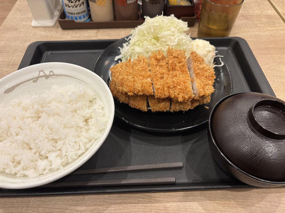 Reith_314's tweet photo. 今日の夜ごはん https://t.co/F2LelUDqZj