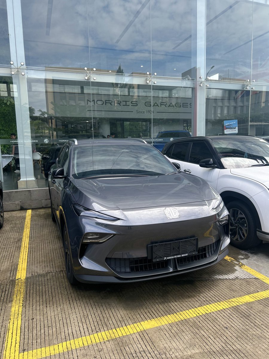 baisunn's tweet photo. mg s5 ev 🙌🏻🙌🏻🙌🏻 https://t.co/jVEz5XCdmO