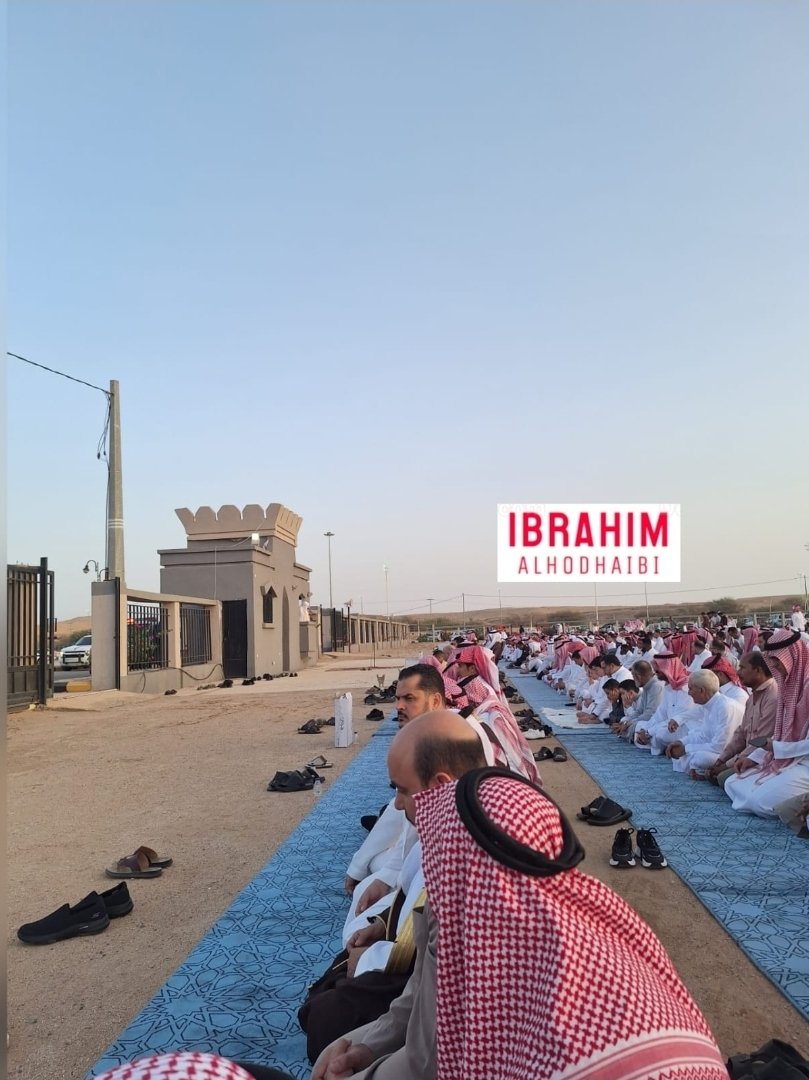 ialhodhaibi's tweet photo. صلاة عيد الأضحى المبارك لعام ١٤٤٧ هجرية في مصلى العيد في حي البساتين بمدينة القويعية . https://t.co/XtNmQY9GgD