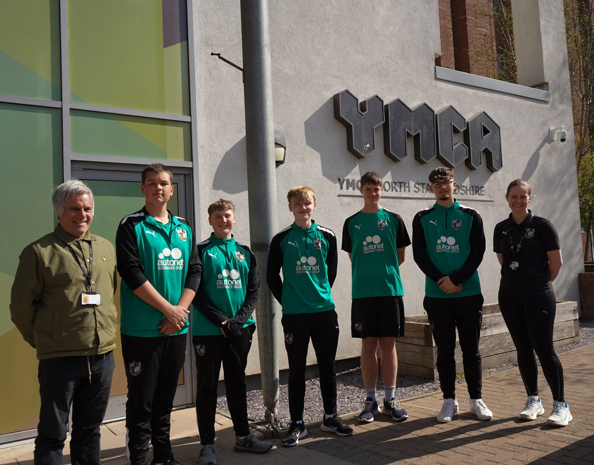 ymcans's tweet photo. Great to have Port Vale FC back hosting our next Community Meal at YMCA North Staffordshire.

Partnerships like this make a real difference to local people and show the power of organisations coming together to support the community.

Would your organisation like to host a future Community Meal? Get in touch 👋

#YMCA | @PVFCFoundation | @@OfficialPVFC