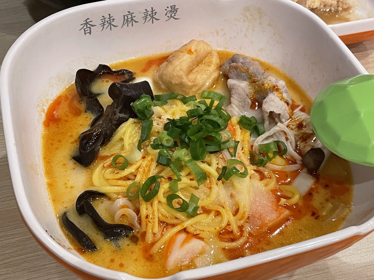 Wangdora's tweet photo. 初めての麻辣湯٩( ᐛ )و https://t.co/QYrw1kyCrc