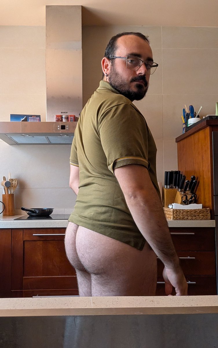 Cub_Ryden's tweet photo. Kiss the cook 💋 https://t.co/DAPwPHwFP3