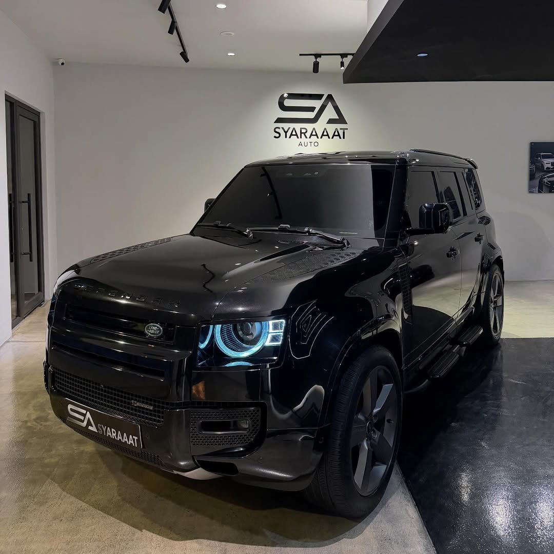 ZyroCar's tweet photo. Land Rover Defender https://t.co/2jkISrArGW