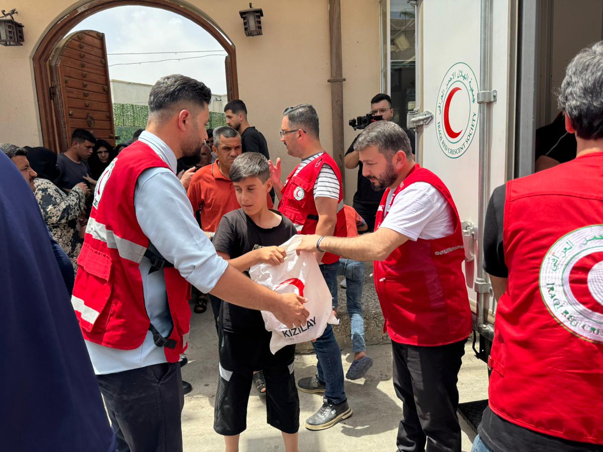 HBayramKOL61's tweet photo. Kurban bağışlarıyla dualara vesile olan tüm bağışçılarımıza teşekkür ediyor, iyiliğin sınır tanımadan büyümesine hep birlikte şahitlik ediyoruz. ❤️

#EngelsizKızılay #Kızılay #KurbanBayramı https://t.co/ue584GPe1l