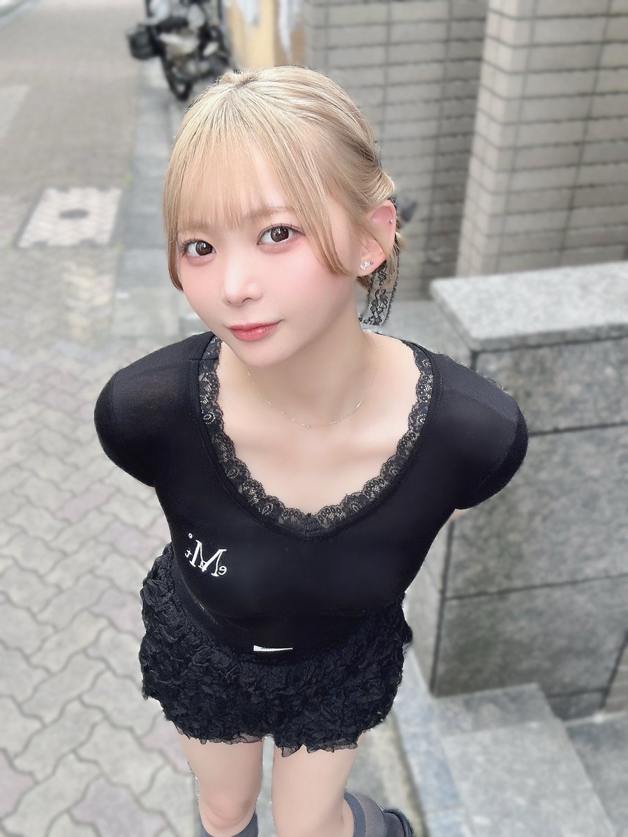 eimi_tan's tweet photo. 🖤⋆͛*͛ https://t.co/CUS3RLMIrp