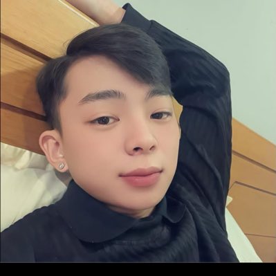Cậu Bé tweet media