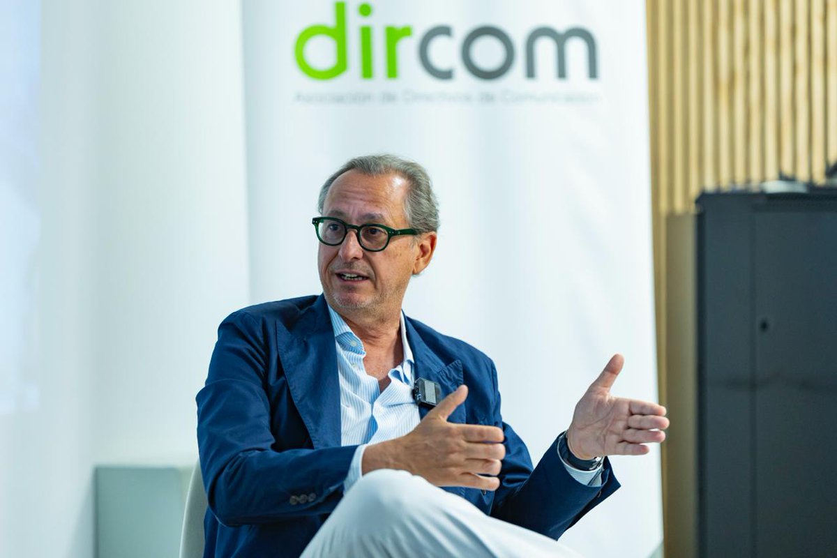 Dircom tweet media