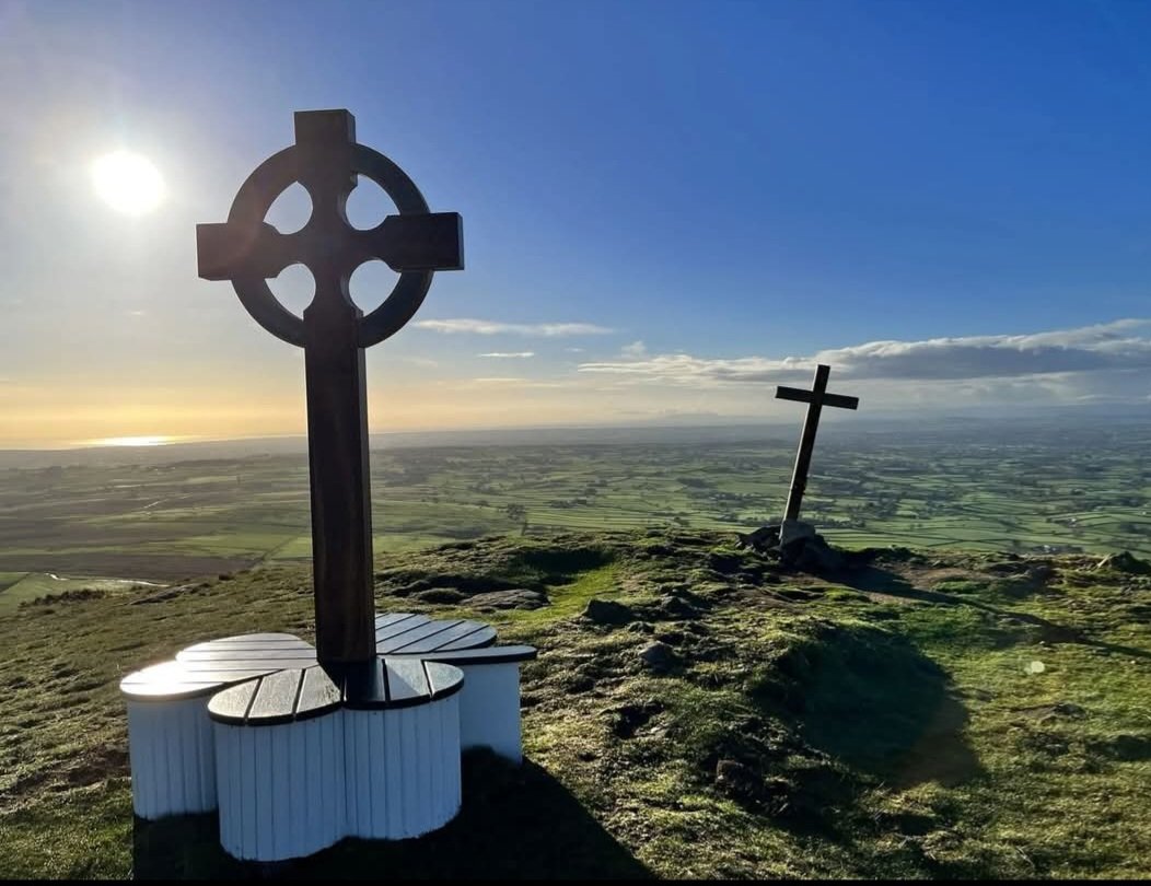 Gearoid_80's tweet photo. Crosses on top of Slemish mountain where Saint Patrick was a shepherd. Ireland is a Christian country and it is going to stay that way. https://t.co/92rXiK8IYO