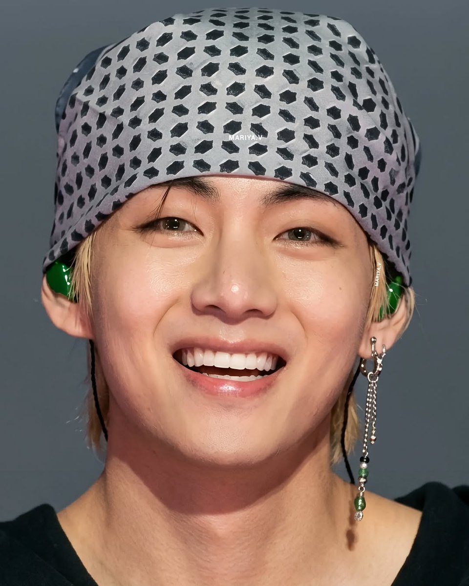 BTS_TAEGB's tweet photo. 🫶 https://t.co/NV0moMkwEF