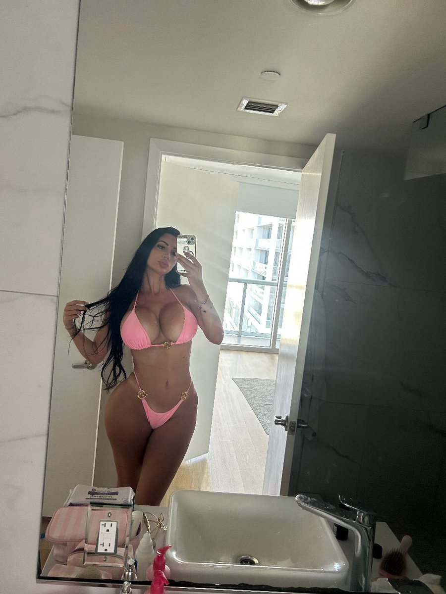 Yvonne Bar tweet media