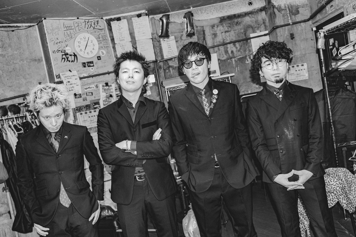 DSF_MISTA's tweet photo. 今年で28ですって
皆さんに出会ったのは、早い人なら20歳の頃
時が経つのは早いものですね

今や髭もなくなってしまったけれども
僕はずっとDr. Smokin Frogのままです https://t.co/jUr15eo5xQ