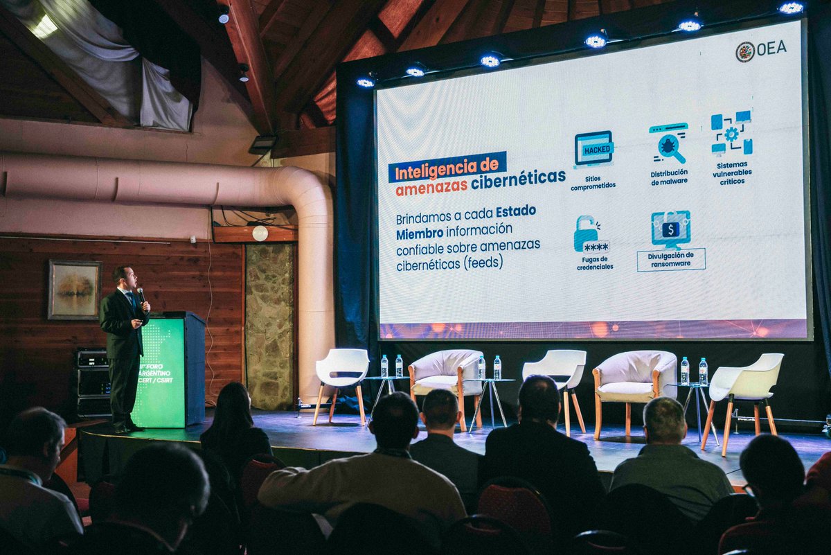 OEA_Cyber's tweet photo. Esta semana participamos en el III° Foro Argentino de Equipos de Respuesta a Incidentes #CERTs #CSIRTs, organizado por @OPTIC_Nqn en Neuquén 🇦🇷, donde presentamos el trabajo que impulsa la red #CSIRTAmericas para fortalecer la coordinación entre equipos nacionales de respuesta a incidentes cibernéticos en las Américas.

La sesión incluyó un caso práctico de colaboración con los CSIRTs de Argentina, destacando cómo el intercambio de información y la cooperación técnica con clave a la hora de incrementar la capacidad regional de respuesta.