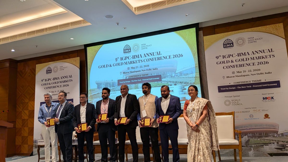 err_conomist's tweet photo. #Lateposting
It was a pleasure being a panellist at the 9th IGPC-IIMA Gold &amp; Gold Market Conference. I suggested ways to strengthen domestic #gold mkt, better mkt integration &amp; developing robust #financial mkt infra. Grateful to organisers/panellists for the wonderful discussion. https://t.co/AC4kDDuLRD