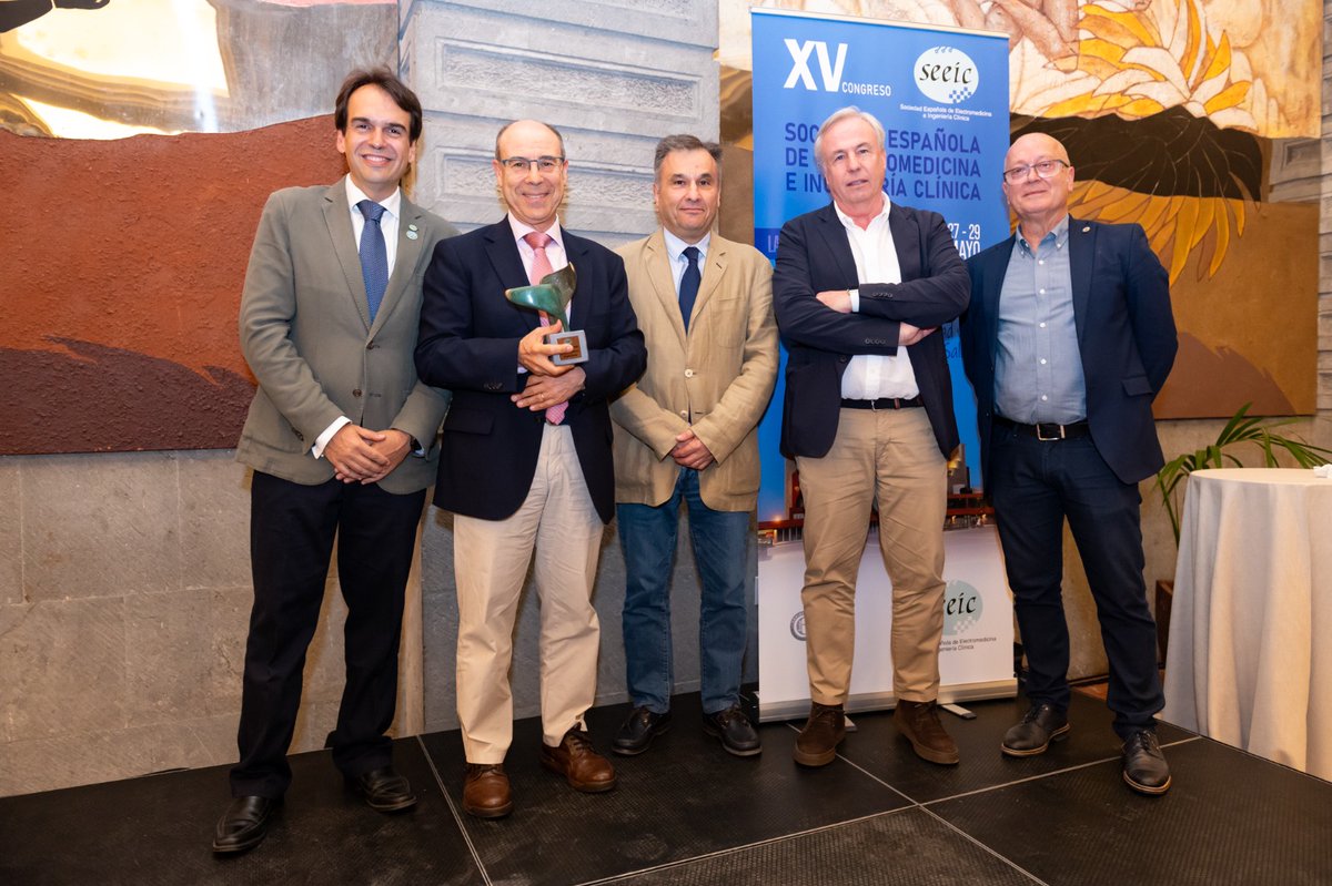 SEEIC_Spain's tweet photo. ✨ PREMIO SEEIC 2026 A LA TECNOLOGÍA MÉDICA

En #SEEIC2026 reconocemos la labor y contribución del Grupo CENIR al desarrollo e impulso de la tecnología médica, apostando por la innovación y la excelencia en el ámbito sanitario. https://t.co/eWrZ81bZMz