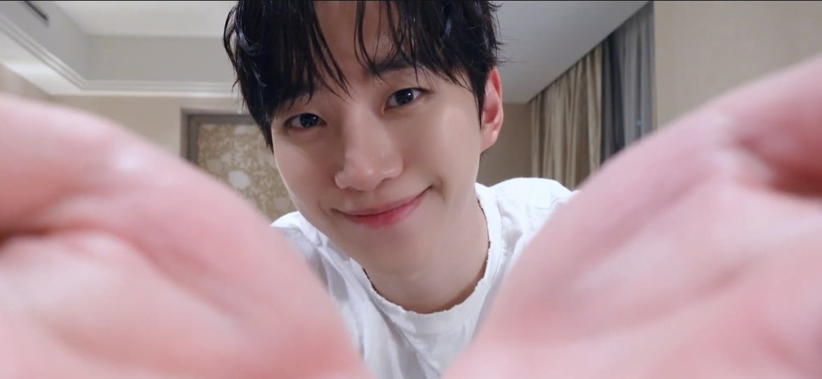 itssohee_'s tweet photo. 이준호하세요 여러분 🫠💛
#이준호 #LEEJUNHO
#JUNHO #李俊昊 #イジュノ https://t.co/wiEzPApY9v