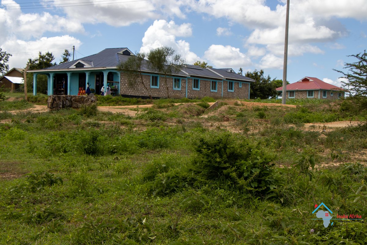 Inukaproperties's tweet photo. 🚨 NEW PROJECT ALERT – TULIVU HAVEN, KIBAO KICHE 🚨

☑️ Only 600m from the Mariakani–Mavueni Bypass
☑️ Ideal for Residential Development

💳 Flexible Payment Plan
➡ Deposit: KES 150,000
➡  Balance Payable Within 12 Months

📞 For site visit, Call or WhatsApp 0711 082 084 https://t.co/6aFdhk8XR8