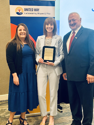 TeachPlusPA's tweet photo. Huge congrats to Kim Tesluk!  The Scranton SD Title I Reading Specialist received the "Transforming Children's Futures" award from the local United Way.

Kim is a former Teach Plus PA Fellow &amp; Coalition member whose work was featured in our 2026 Proof Points Report!

#TeachPlusPA https://t.co/YBaJQoS6r3