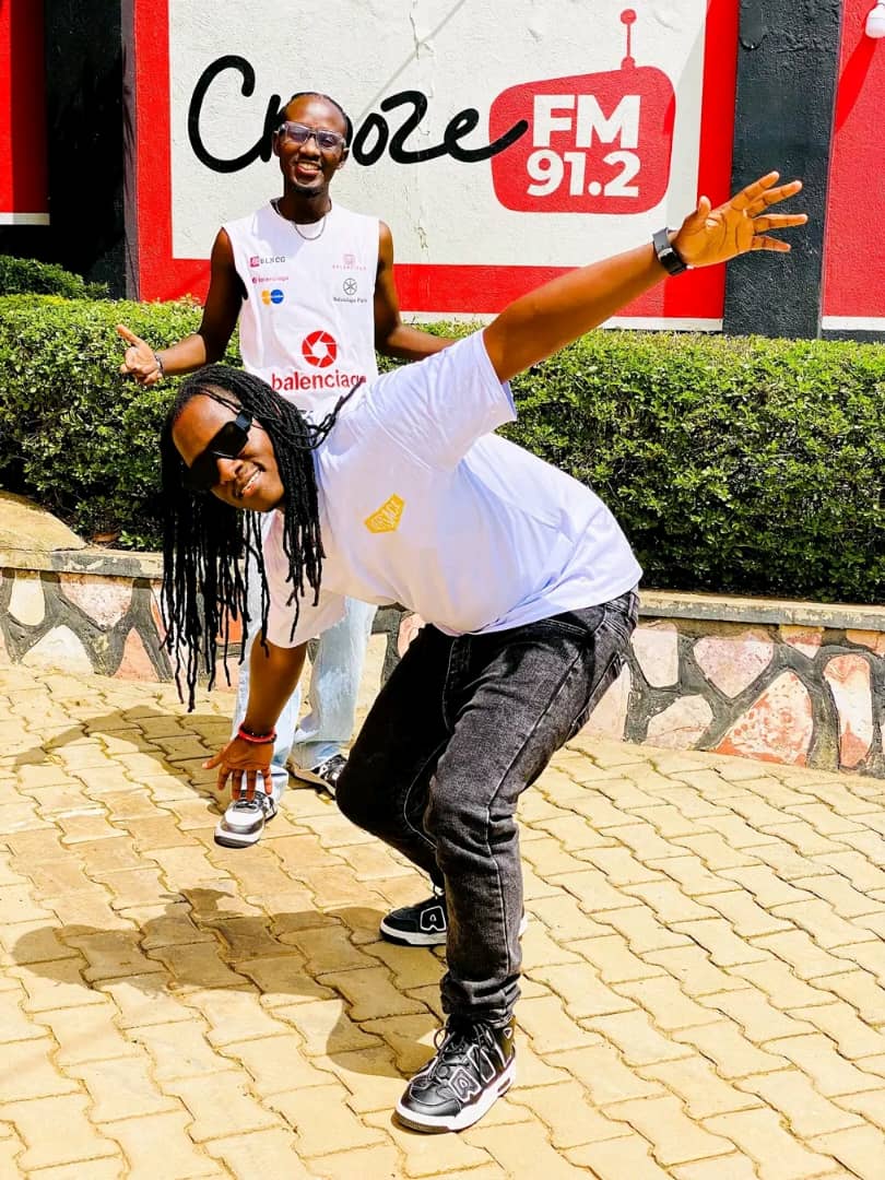 Kamukamaisaac19's tweet photo. @912CroozeFM @ProbChild256 @starcentdj As usual live on hea in kazo
#TheMostWantedXtra
Drop me #Hotline_bling by #Drake
🔥🔥🔥🔥🔥🔥🔥🔥🔥🔥🔥🔥🔥🔥🔥🔥🔥🔥🔥🔥🔥🔥🔥🔥🔥🔥🔥🔥🔥🔥🔥🔥🔥🔥🔥🔥🔥🔥🔥🔥🔥🔥🔥🔥🔥🔥🔥🔥 https://t.co/DR4rFhsKOW