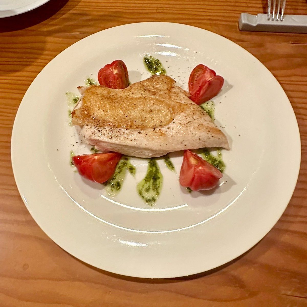MINATOatSASEBO's tweet photo. 下京町にあるIL CUCCHIAIOに行ってきたばい！お店の雰囲気めっちゃ落ち着いとって、ゆっくりできる感じやった〜！
お肉とかパスタ料理の種類も多くて、どれもめっちゃ美味しかったばい😋
オシャレにご飯行きたい時とかにも合うけん👌🏻
#佐世保 #碧波みなと #下京町 #佐世保好きっちゃん https://t.co/N679dsM9sS