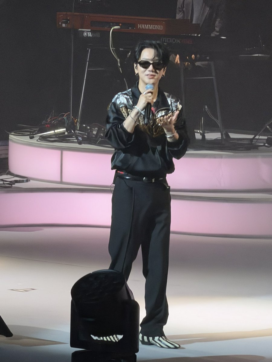 xk0_ys's tweet photo. 헤헤 https://t.co/I6Cqvf1Hum