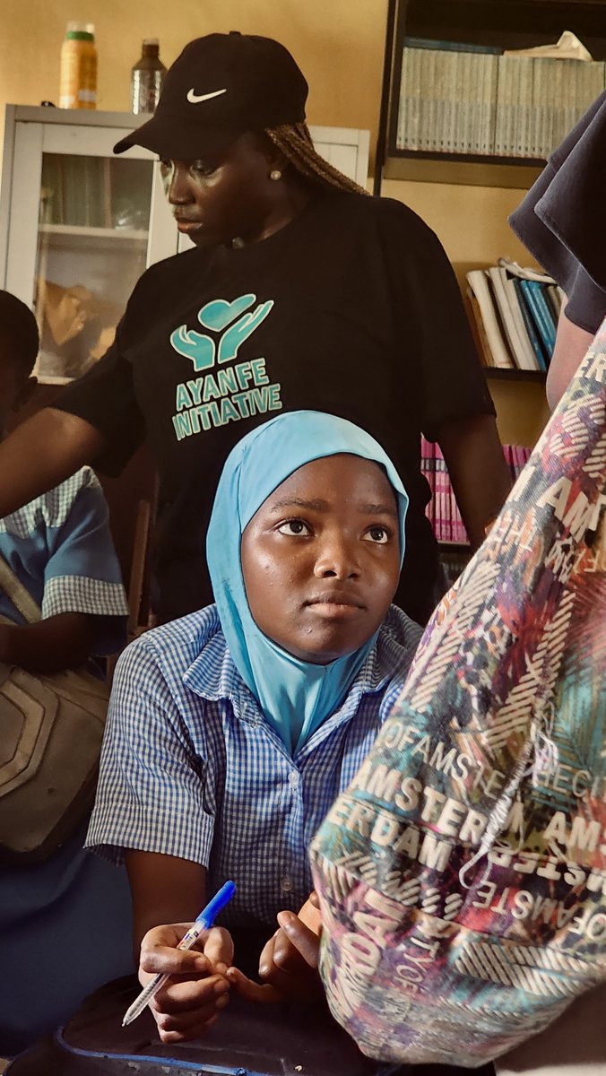 Ayanfe_ngo's tweet photo. 🎒✨ Day 1 of our #WorldMenstrualHygieneDay outreach!

AYANFE Initiative visited Abadina College &amp; Cheshire High School, equipping girls with menstrual health education &amp; AYANFE DigiPacks.
Because every girl deserves dignity &amp; confidence

#AYANFEInitiative #PeriodProud #Menstrual https://t.co/h7mNJGUukM