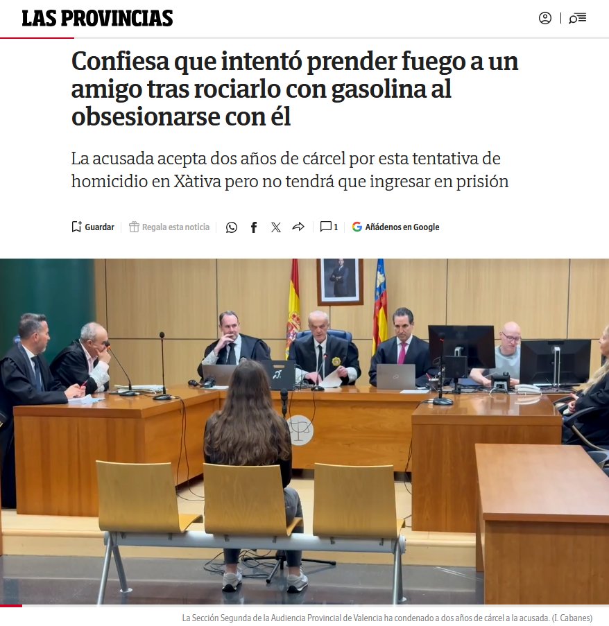 FundaHOM's tweet photo. ·La chica se obsesionó con su amigo. Empezó a acosarlo, hizo pintadas en casa de su abuela y dejó excrementos en la puerta.
·Cuando él salió para que parase, ella lo agredió y luego lo roció con gasolina para prenderle fuego.
·No irá a prisión.
https://t.co/ss8FC3j3N5 https://t.co/pLZG8t4SM7