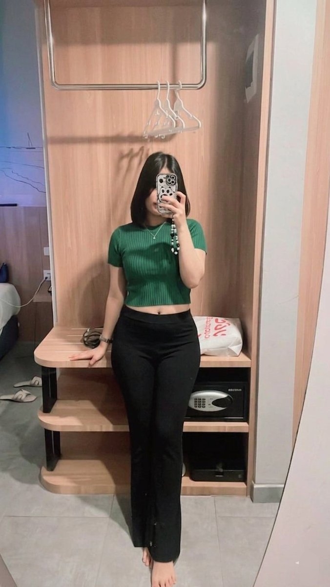 Lauraafabby's tweet photo. Hallo pada lagi ngapaij yaa 👻 , udh lebaran banyak dging pasti si rumah mah 👻 

Beb febby tgl 3 buka kasur ya , untuk CL febby dari skrang yuk atur jadwal biar gak mendadak yaa 📍 Palembang macet https://t.co/vUWOQ8cZWa