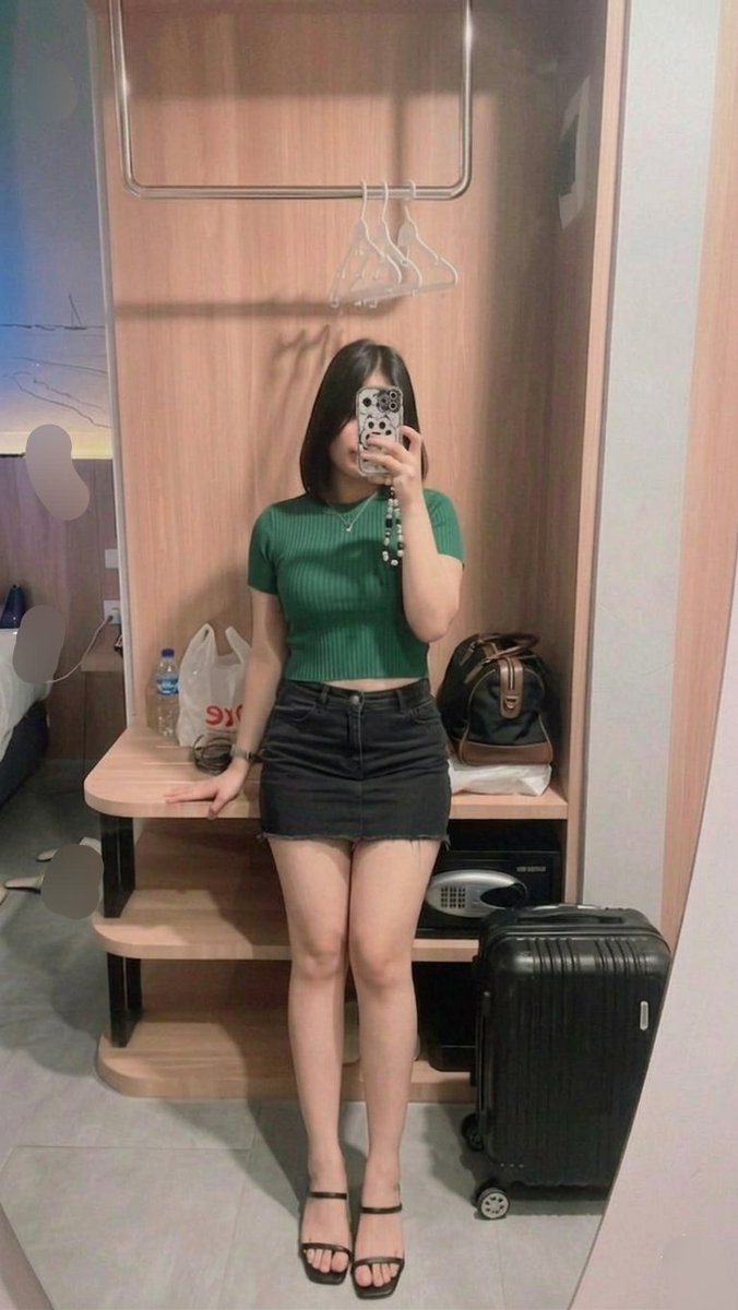 Lauraafabby's tweet photo. Hallo pada lagi ngapaij yaa 👻 , udh lebaran banyak dging pasti si rumah mah 👻 

Beb febby tgl 3 buka kasur ya , untuk CL febby dari skrang yuk atur jadwal biar gak mendadak yaa 📍 Palembang macet https://t.co/vUWOQ8cZWa