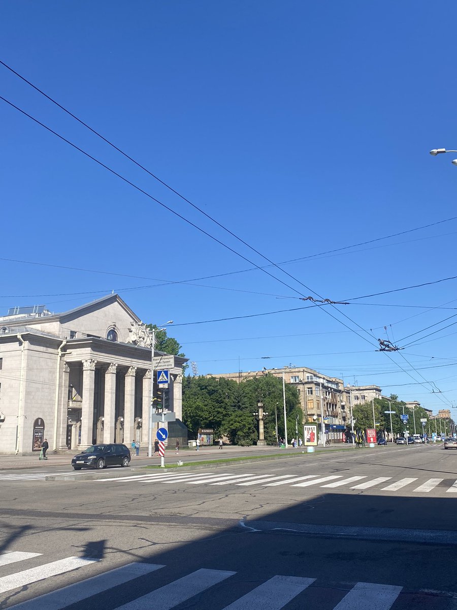 psychedelikaa's tweet photo. як ж я люблю просторі та широкі вулиці все-таки https://t.co/xLhxrmRKAZ