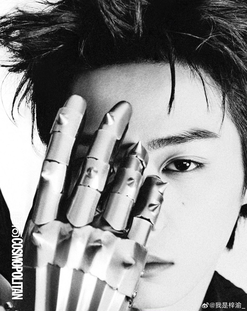 iampk_z's tweet photo. [260529] ZIYU Weibo Update (3/3)

Meeting everyone with a brand-new style together with Cosmopolitan China! #SpeedyLittleFish 

#ZiYu #梓渝 https://t.co/IYBkiKfTKp