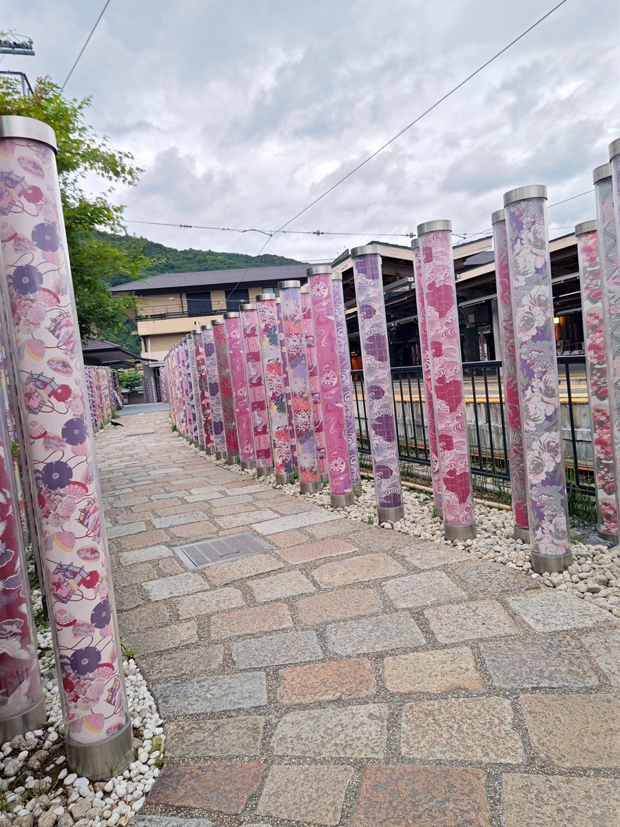 hitomihcx's tweet photo. Randen Arashiyama Station/嵐電嵐山駅/2026.05.23
#Kyoto #京都 #arashiyama #嵐山
#Randen #嵐電 #京福電気鉄道
#ArashiyamaStation #嵐電嵐山駅
#NearbyStation #近所の駅
#KimonoForest #キモノフォレスト
#AutumnLeaves #紅葉 https://t.co/03CaELIdHU