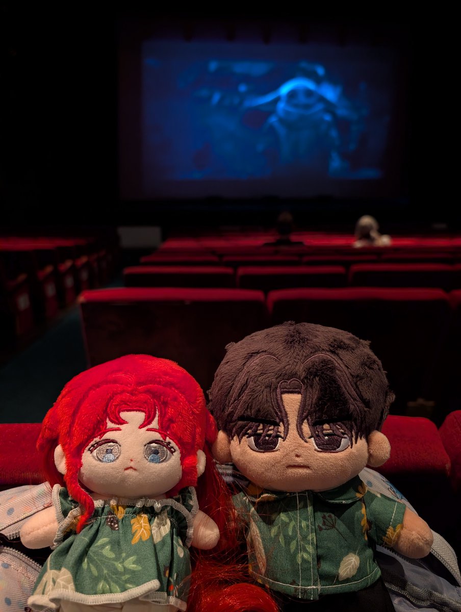 emosh_sloff's tweet photo. Date night! Sorry Maxi, I know Mortal Kombat 2 isn't your first choice, but I'll take you to see Mando and Grogu at the weekend 😂

#オークの樹の下 #UnderTheOakTree #UTOT #UOT #RoamingRDK #상수리나무아래 #CalypseCoordinator https://t.co/okR9YmuBL6