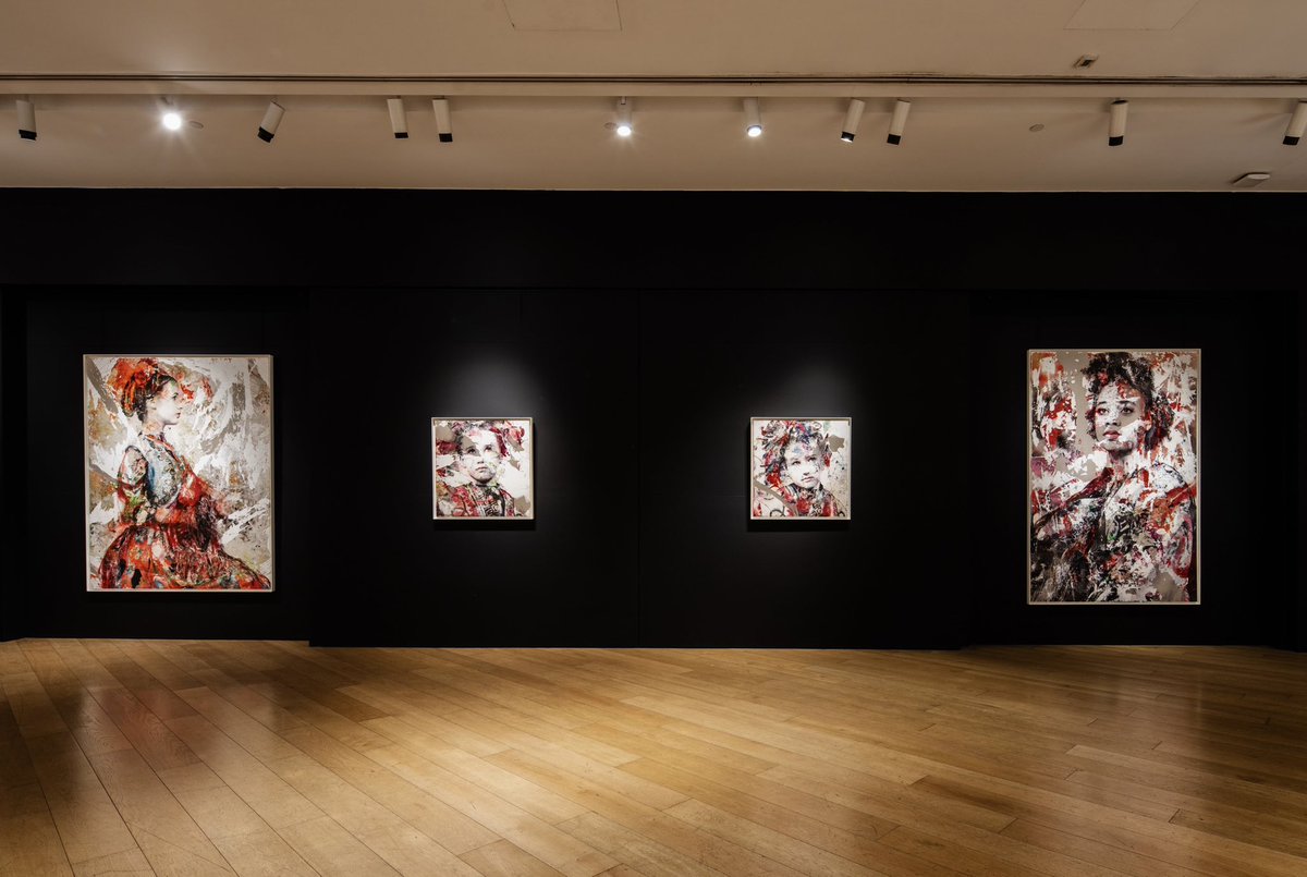 OperaGallery's tweet photo. Step into Lita Cabellut’s ‘Layered Identities’, on view in Singapore. 

Through a powerful new series of monumental portraits, Cabellut reflects on the many layers that define who we are, from memory and culture to emotion and lived experience.

https://t.co/tnTeEBK9b0 https://t.co/1WCY4eQ3Nz