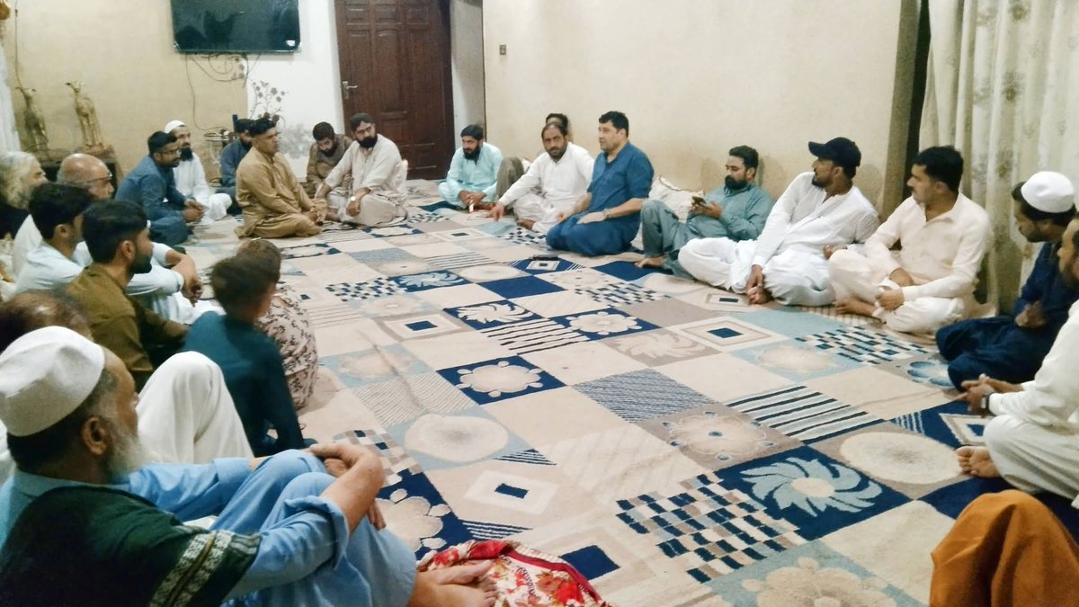 TeamAmanMasood's tweet photo. معاون خصوصی وزیراعلی سندھ و نائب صدر پاکستان پیپلز پارٹی کراچی ڈویژن سابق ایم پی اے امان اللہ مسعود سے عیدالاضحی کے  دن  پیپلز پارٹی کے کارکنان اور حلقہ کی عوام سے  ملاقات کی۔

 #advoisertocm #CMSindh  #pppkarachidivision #vicepresidentppp #ExMPA @AmanMasoodKhan https://t.co/BAfL3Zz1Vz