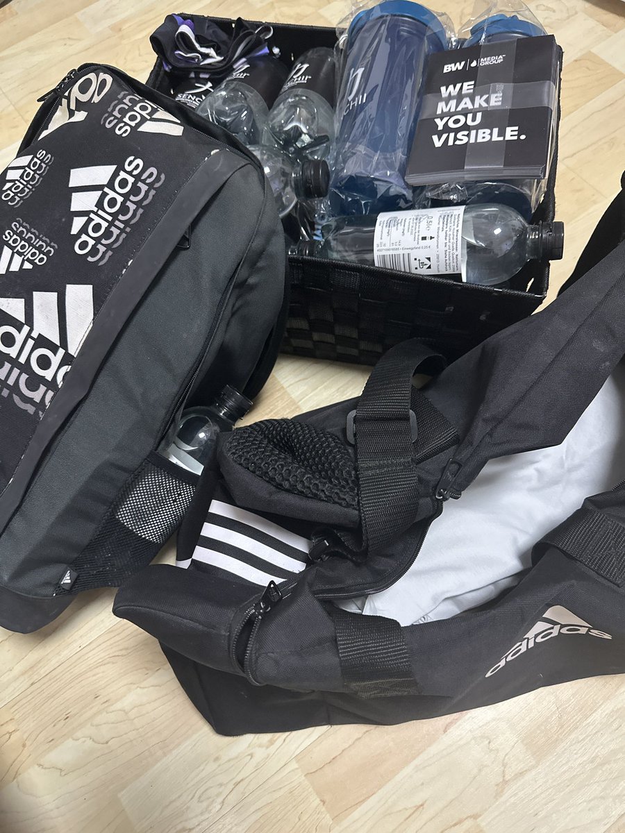 DetectEsportsEU's tweet photo. We‘re ready for Düsseldorf. 🔥

Tomorrow 13:00 at the arena- free gifts. 😊

#DetectTheFuture 💙 https://t.co/0Un1cgolzk