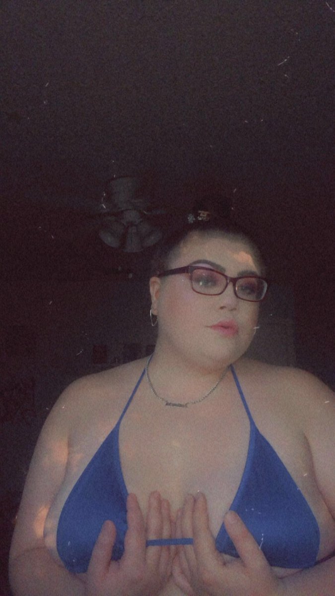 ashwestyy's tweet photo. I’m bored… dm me 😚
https://t.co/rvVYfGPtes https://t.co/Bp5dIVTI6y