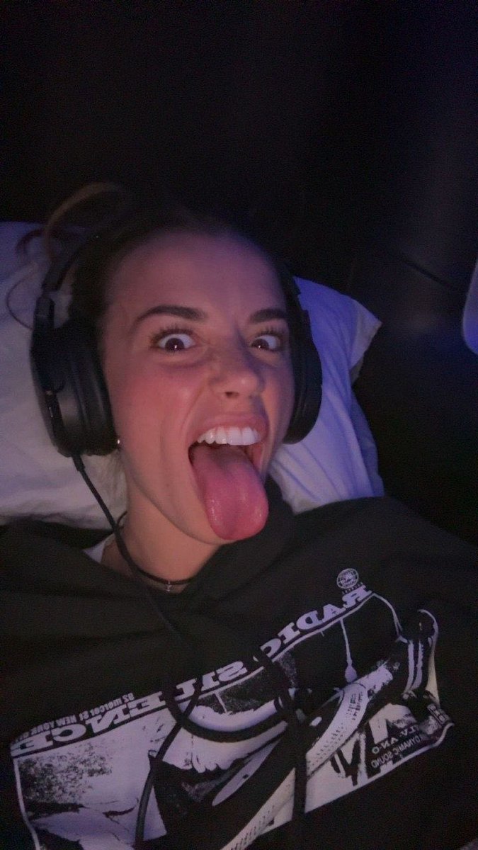 Urbully_'s tweet photo. it’s payday unc. you know what that means~ submit your paycheck to me💋💕 https://t.co/fPc08GZ1aX