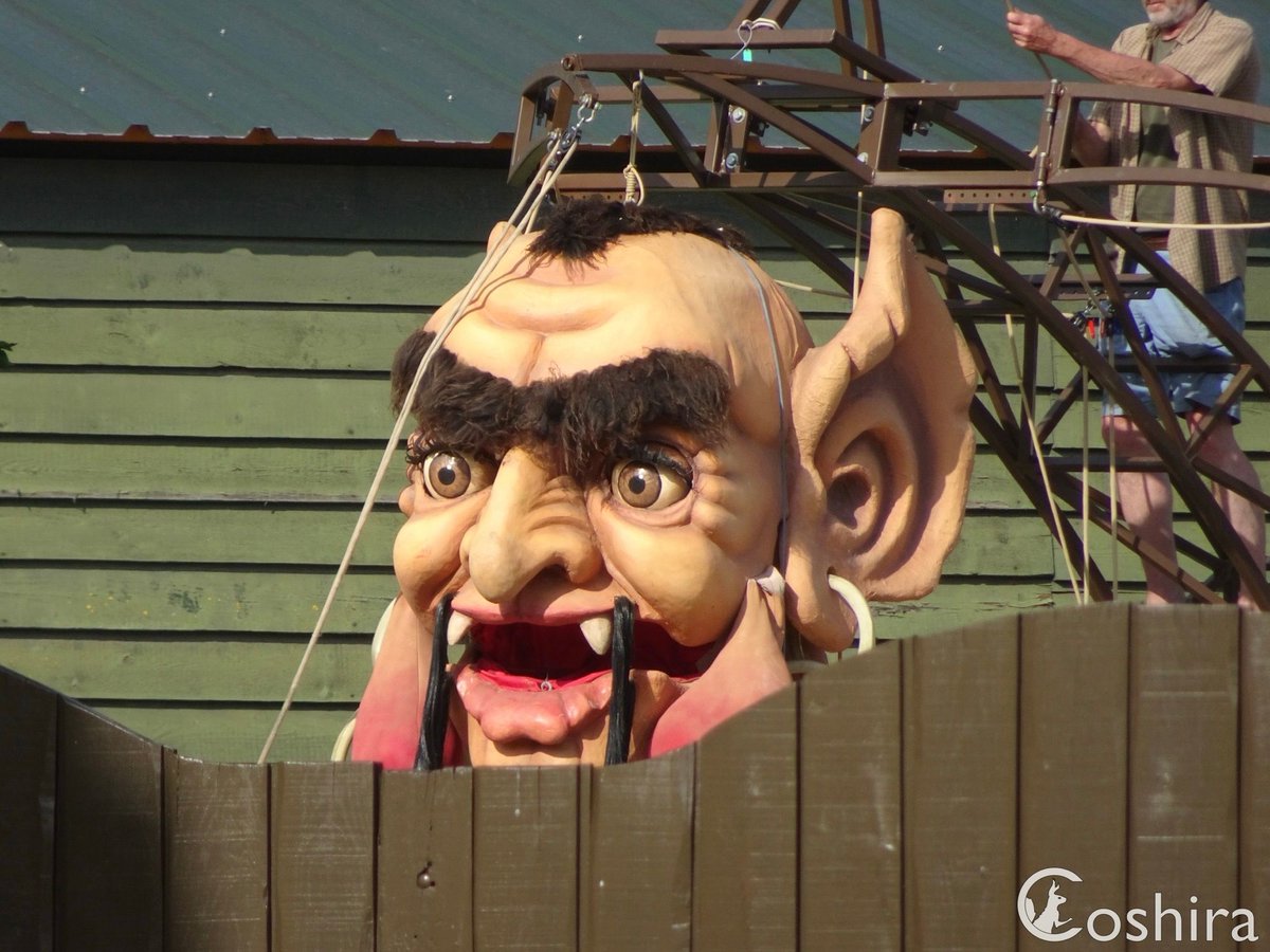 Coshira_'s tweet photo. Aankomende zomer #Efteling kunnen we weer genieten van Djinn. Ze zijn hem aan het opbouwen.
#FataMorgana https://t.co/hj0MLFvcwY