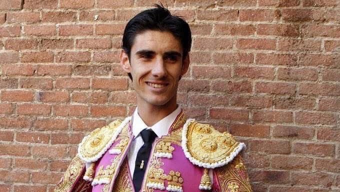 SentirTaurino1's tweet photo. Hoy 29 de mayo Víctor Barrio habría cumplido 39 años.
No te olvidamos #eternoVictorBarrio https://t.co/dTpW0UtFQs