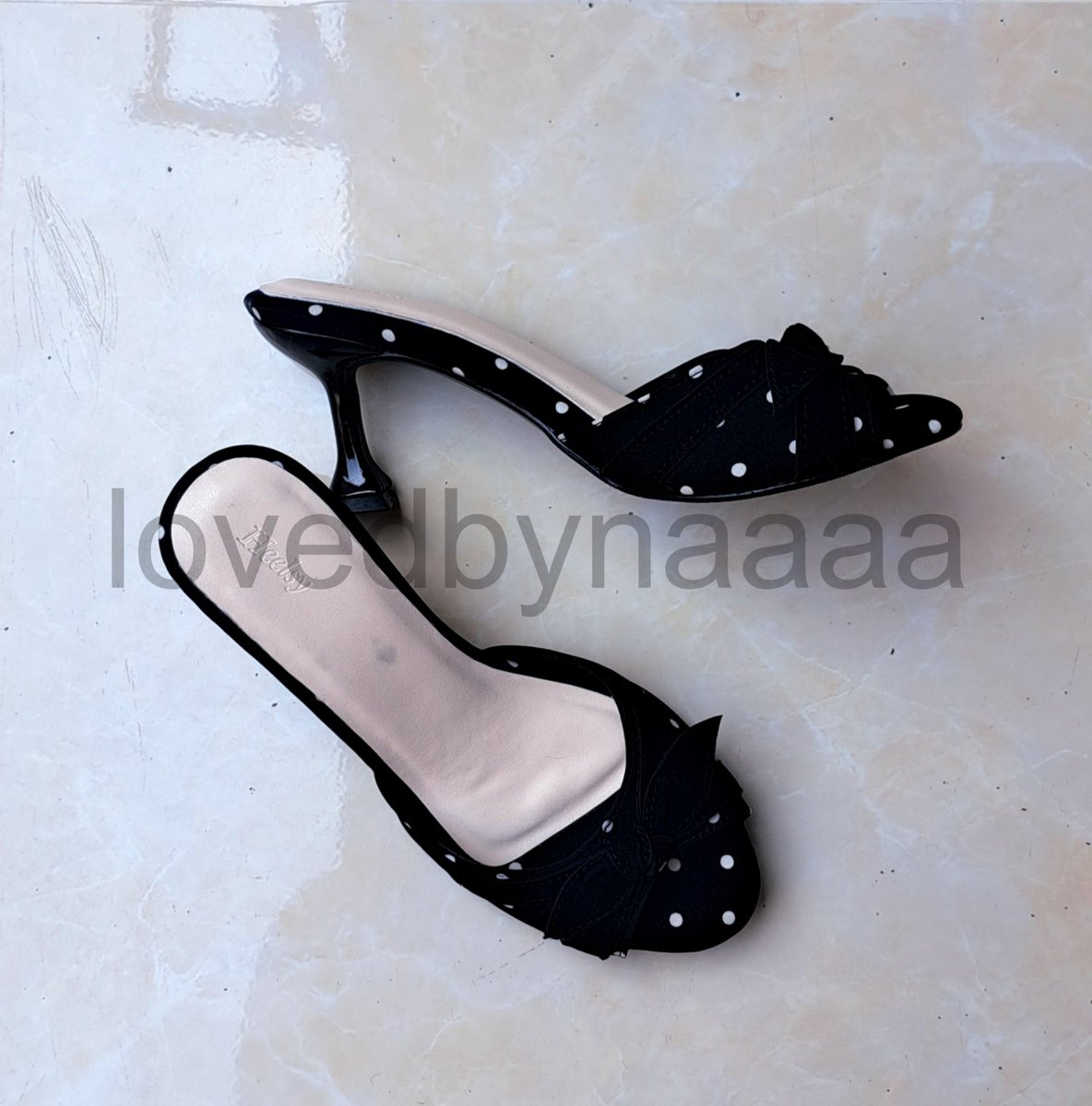 thinkabtna's tweet photo. wts heels cantik inii BRAND NEW size 40 (24.5 cm) harga miring dijual karena salah size ajaaaaa #wts #zonauang https://t.co/f9BSoIZQ80