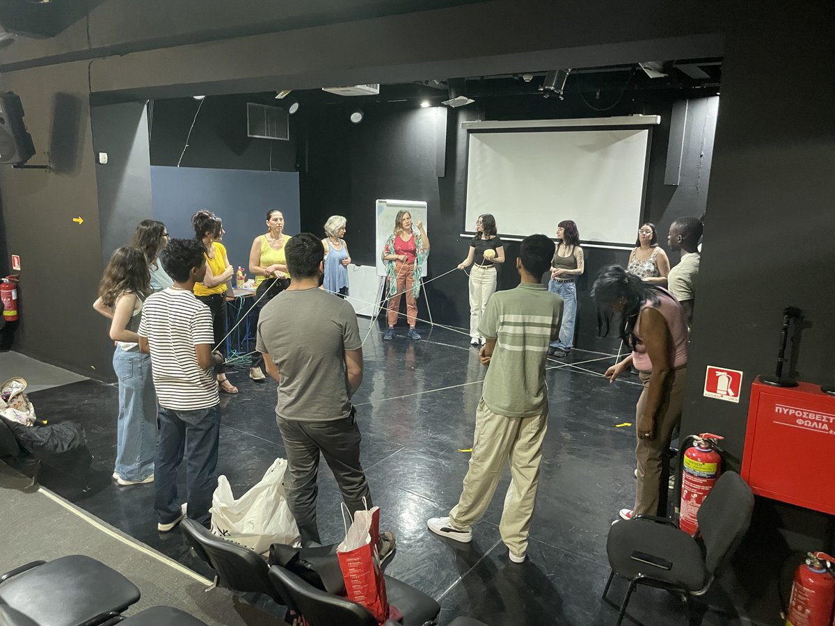 epioni_ngo's tweet photo. 🎭😄 COMIC RELIEF | WP3 – Piloting Sessions
Over the past three months, we ran 3 co-construction workshops with young people — creative, joyful, and deeply meaningful. 💛

📅 March 30 | April 27 | May 25, 2026

🎯 Why these workshops?
As part of the European project #ComicRelief, co-funded by the European Union, we are exploring how humour and creativity can help young people (aged 16–30) deal with stress, anxiety and social isolation. No theory without practice — we experiment first, with them, for them.
These piloting sessions are at the heart of the project: co-designing a method that truly works, before turning it into a handbook for youth professionals.

What we explored:
✨ Improvisation theatre
🤡 Clown therapy
✂️ Collage & hands-on activities
🖌️ Painting & artistic expression

Laughing together is also a way to reconnect — with yourself and with others. These workshops showed us that humour is a genuine tool for resilience. 💪
What's next? We'll share our results with European partners in Slovakia this summer, to finalize the handbook and video tutorials together.

🇪🇺 Co-funded by the European Union.
#ComicRelief #YouthMentalHealth #YouthWork #Humour #Resilience #ErasmusPlus #ImprovTheatre #ClownTherapy #Art #Europe #EuropeanUnion