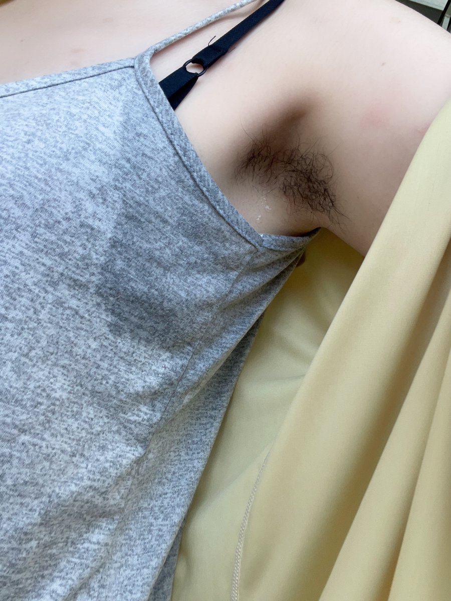 cccc_abcy's tweet photo. ワキ汗もしたるる  いい女 したわ
(´ﾟ∀ﾟ)･:.･:∵ﾌﾞﾊｯ
暑いけどまったり帰宅するです🚲🐣 https://t.co/2BZIysGZpJ