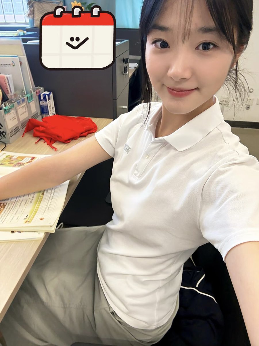 ViluS22's tweet photo. 星期五   教师上班日常 https://t.co/gs4AEnVM5d