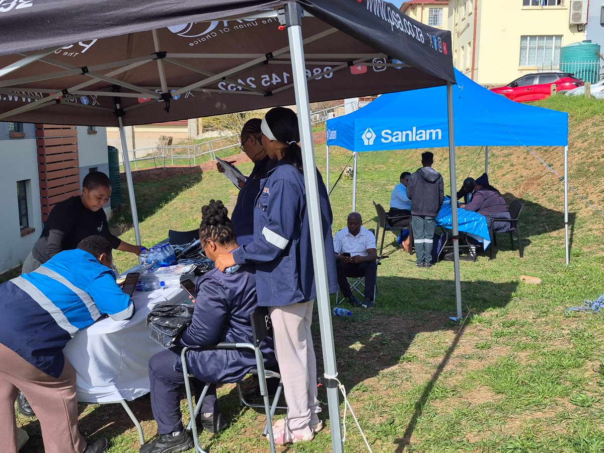 unionofchoice's tweet photo. PSA Mthatha Organising Marketing Officer, Ms Zizipho Shukuma, from the Eastern Cape Provincial Office, was on the ground at Butterworth Hospital, bringing PSA services directly to members.

To join the PSA, contact Zizipho Shukuma on +27 82 880 2936.

#PSA #UnionOfChoice https://t.co/had4htq1SI